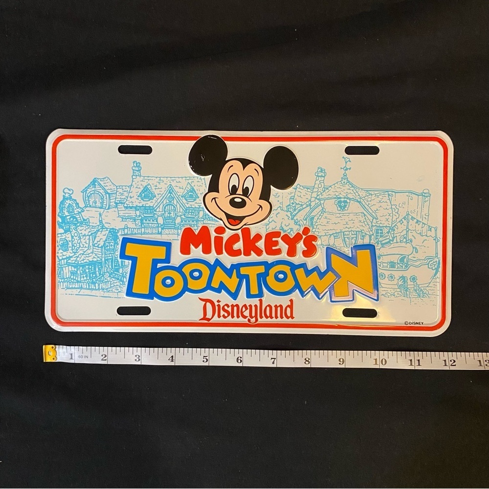 Disneyland Mickey’s Toontown Metal Vanity Plate Mickey Mouse Size 12”*6” - Picture 4 of 4